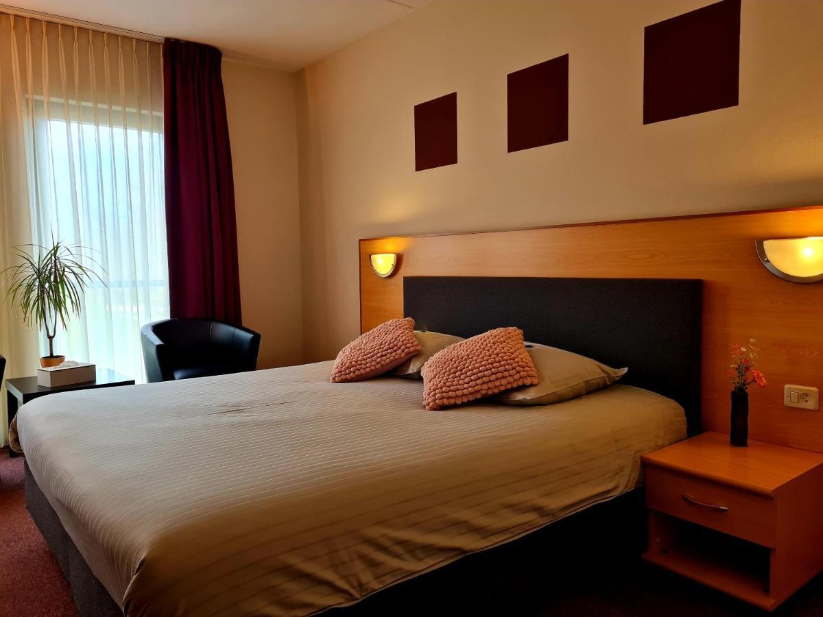 Hotel Restaurant 'T Trefpunt Made Exteriör bild