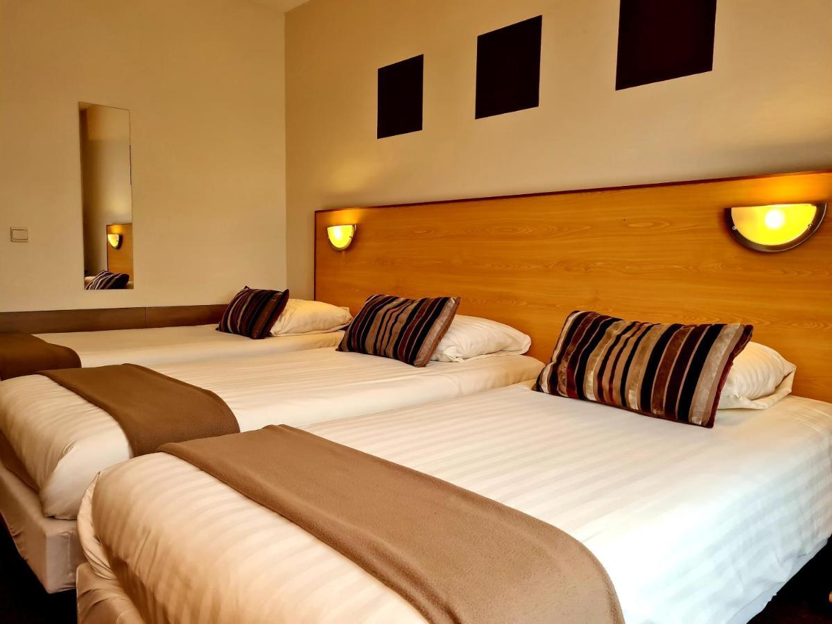 Hotel Restaurant 'T Trefpunt Made Exteriör bild